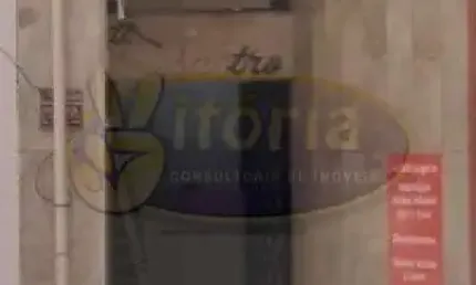 Sala Comercial em Condomínio para Locação no bairro Centro