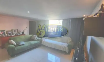 Casa com 3 quartos à venda no Taboão, Diadema 