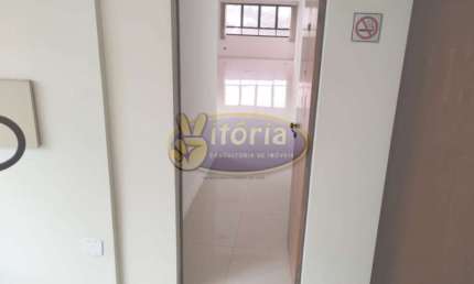Sala comercial com 2 salas à venda na Vila Bastos, Santo André 