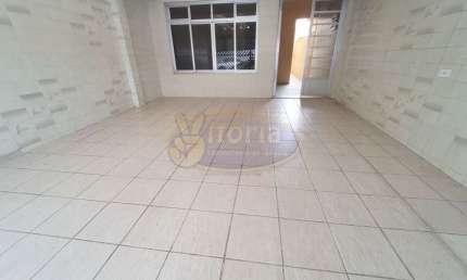 Sobrado para VENDA  no bairro Rua Armando Backx , 3 dorm, 1 suíte, 2 vagas