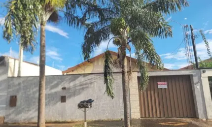 Casa com 3 quartos à venda na Vila Brasil, Pirassununga 