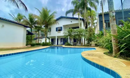 Casa com 8 quartos à venda na Enseada, Ubatuba 