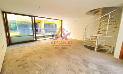 Apartamento à venda no bairro Saco da Ribeira em Ubatuba/SP
