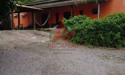 Casa térrea a venda no bairro da Ressaca em Ubatuba - SP
