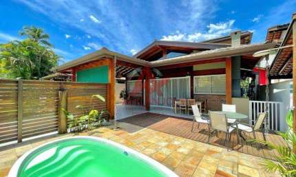 Casa à venda no bairro Horto Florestal em Ubatuba/SP