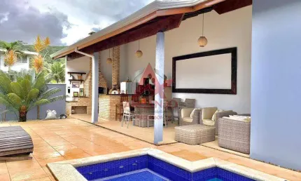 Casa à venda no bairro Horto Florestal em Ubatuba/SP