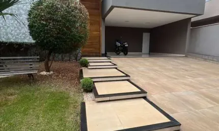 Casa à venda no bairro Parque Res. Damha em São José do Rio Preto/SP