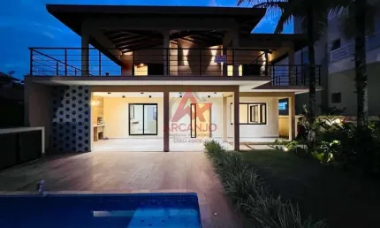 CASA A VENDA EM CONDOMINIO FECHADO NA PRAIA DA LAGOINHA PROXIMO AO MAR