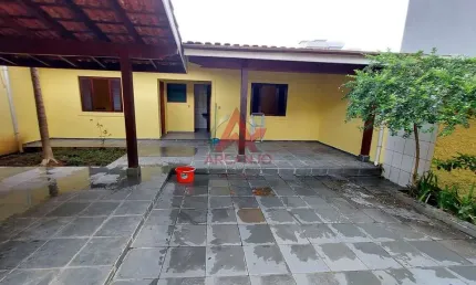 Casa com 2 dormitórios  e 01 suíte , a venda no Itaguá !