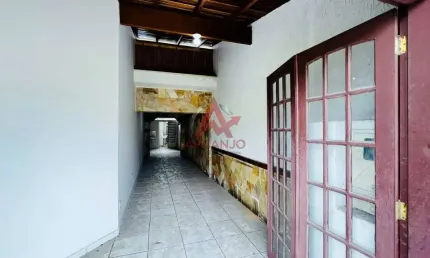 Aluguel Definitivo De Ponto Comercial Em Ubatuba  com 40m²
