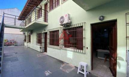 Apartamento 01 dormitório a poucos metros da Orla da Praia Grande - Ubatuba