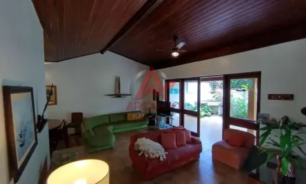 VENDA SOBRADO EM CONDOMÍNIO COM 05 QUARTOS NA PRAIA DO TENÓRIO EM UBATUBA/SP.