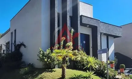 Casa com 3 quartos à venda no Centro, Atibaia 