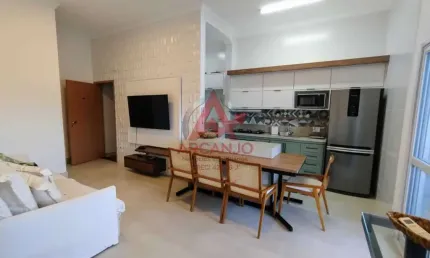 Apartamento com 02 suítes na praia das toninhas em ubatuba/sp.