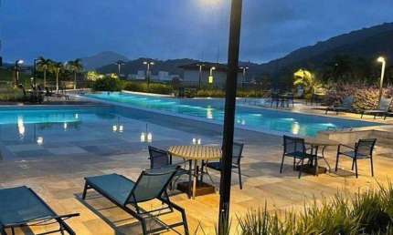 Apartamento à venda no bairro Praia Grande em Ubatuba/SP