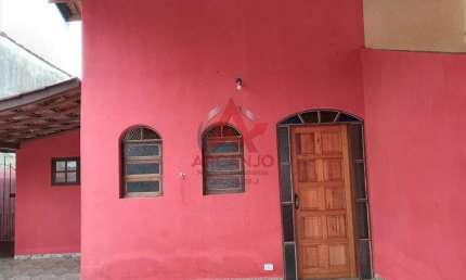 Casa à venda no bairro Jardim Carolina em Ubatuba/SP