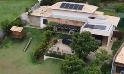 Linda chácara à venda no condomínio Terras de Itaici,