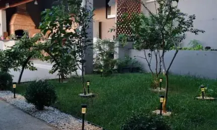 Casa Sobrado de esquina a 3 minutos do Parque Ecológico