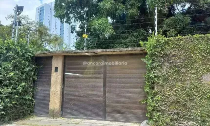 Casa à venda, 4 quartos, 3 suítes, 10 vagas, Caxangá - Recife/PE