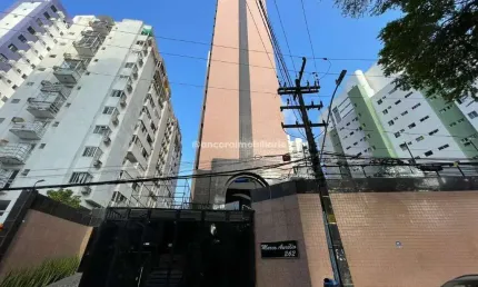 Apartamento cobertura de alto padrão à venda, 5 quartos, 4 Suítes e 3 vagas, Aflitos - Recife/PE