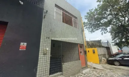 Casa com 3 quartos para alugar na Rua Buenópolis, Afogados, Recife