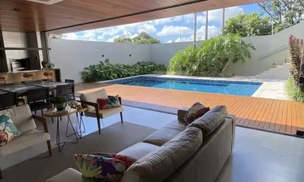 Casa com 3 quartos à venda na Rua Neila Ribeiro, 184, Parque Residencial Alcântara, Londrina