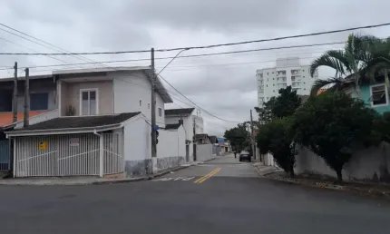 Casa com 2 quartos à venda no Jardim América, São José dos Campos 