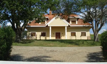 Chácara / sítio com 20 quartos à venda no Parateí do Meio, Jacareí 