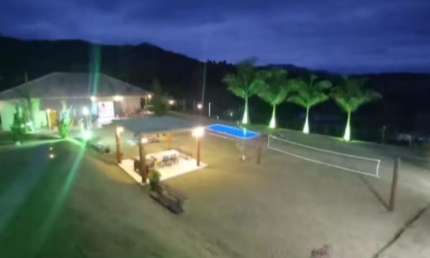 Chácara de Muito Bom Gosto em Condomínio Fechado – Paraibuna-SP
