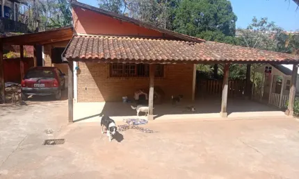 Chácara Aconchegante em Condomínio na Zona Norte – Lazer Completo