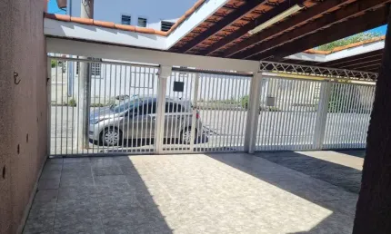Casa com 2 quartos à venda na Avenida Avareí, 11, Jardim Santa Maria, Jacareí