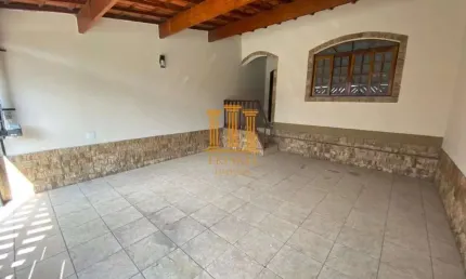 Casa 3 Dorm com 2 Suítes hidromassagem garagem coberta em Quiririm - CA439