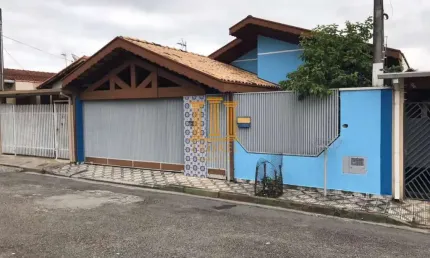 Casa 4 Dorm com suíte área gourmet e garagem coberta na Independência em Taubaté - CA550