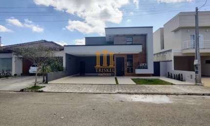 Casa 3 dorm com suíte área gourmet e piscina no Terras do Vale em Caçapava - CA574