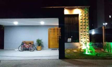 Casa 3 Dorm com piscina no Parque das Araucárias - CA41