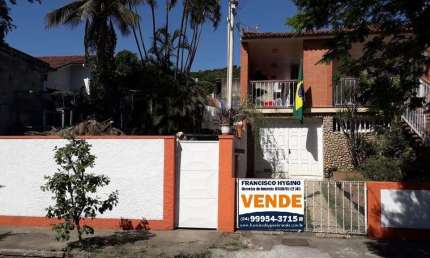 Casa para Venda em Volta Redonda, Laranjal, 4 dormitórios, 1 suíte, 5 banheiros, 3 vagas