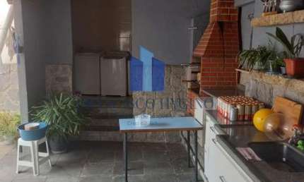 Casa para Venda em Volta Redonda, Jardim Europa, 3 dormitórios, 1 suíte, 3 banheiros, 3 vagas
