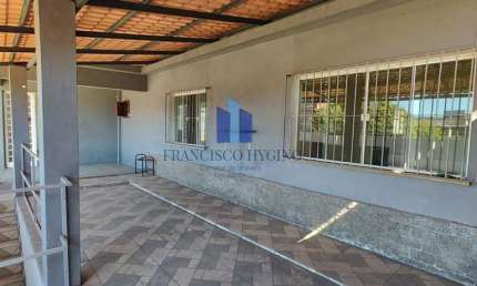 Casa para Venda em Volta Redonda, Retiro, 3 dormitórios, 1 suíte, 3 banheiros, 2 vagas