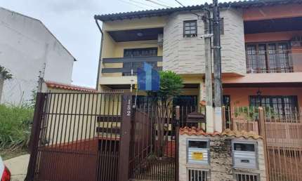 Casa para Venda em Volta Redonda, Village Santa Helena, 3 dormitórios, 1 suíte, 4 banheiros, 3 vagas