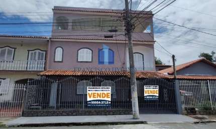 Casa para Venda em Volta Redonda, Barreira Cravo, 4 dormitórios, 2 suítes, 4 banheiros, 2 vagas