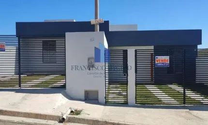 Casa para Venda em Barra do Piraí, BAIRRO DE FÁTIMA, 2 dormitórios, 1 suíte, 2 banheiros, 1 vaga