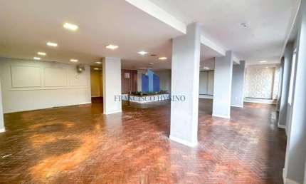 Sala Comercial para Locação em Volta Redonda, Centro, 1 banheiro