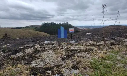 Terreno à venda na Rua Carlos Simões, Mirante do Vale, Volta Redonda