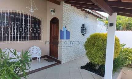 Casa para Venda em Volta Redonda, Jardim Belvedere, 3 dormitórios, 1 suíte, 3 banheiros, 3 vagas
