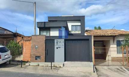 Casa para Venda em Volta Redonda, Roma, 1 dormitório, 1 banheiro, 2 vagas