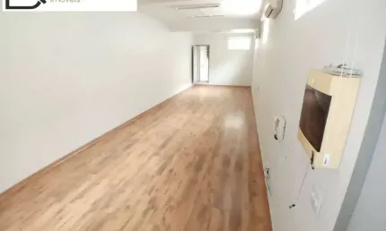 Excelente, sala comercial, 2 salas, 2 banh, 1 copa, s/ vaga, 75m.