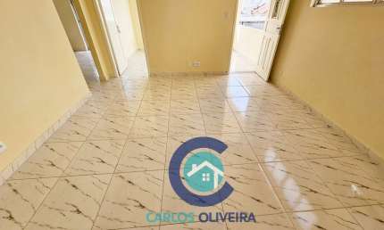 Amplo apartamento 2 quartos e dependência de emprega próximo ao mercadão RJ