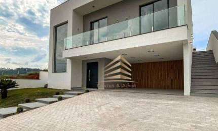 Casa de luxo com 3 dormitórios à venda, 270 m² por R$ 2.000.000