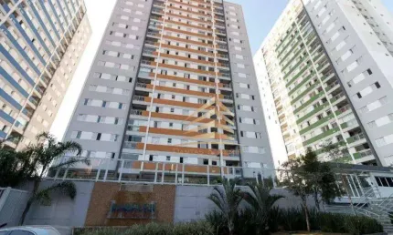 Vendo Apartamento de 3 dormitórios com suíte e terraço com churrasqueira 2 vagas de garagem no Condomínio Forever