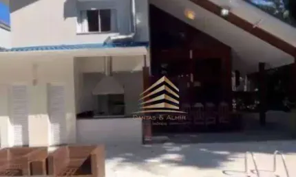 Belíssimo sobrado com 4 dormitórios, piscina  e área gourmet à venda, 180 m² por r$ 6.000.000 - riviera de são lourenço - bertioga/sp